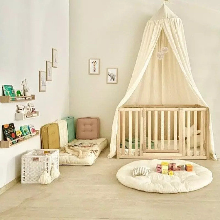 تخت کودک چوبی دردار