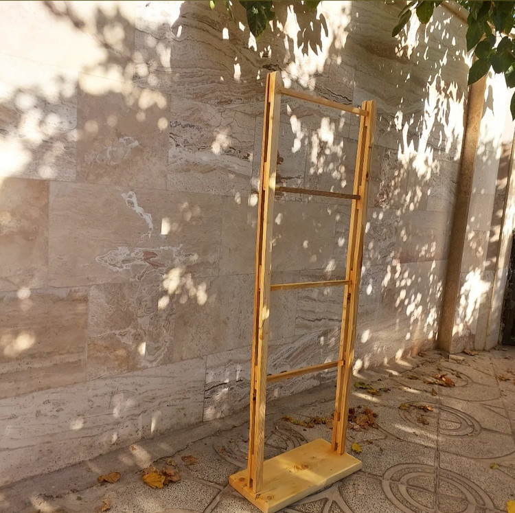 نردبان دکوراتیو ( سمپل شال و روسری )