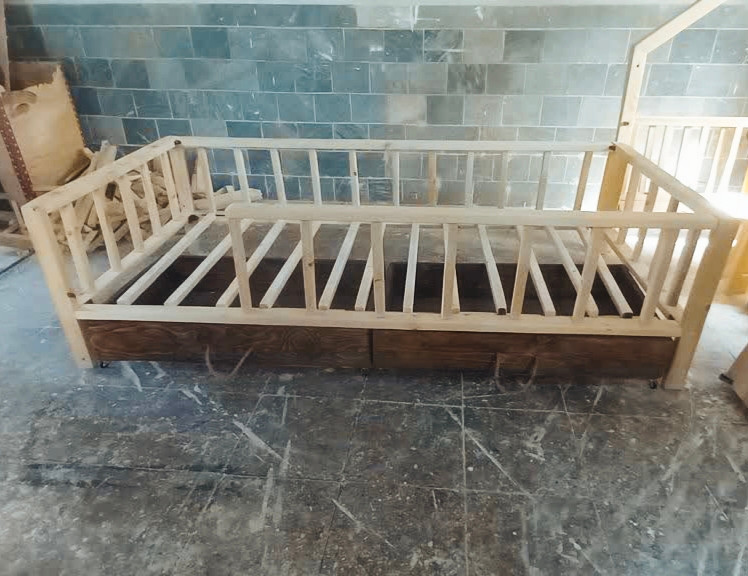 تخت کشودار مونته سوری