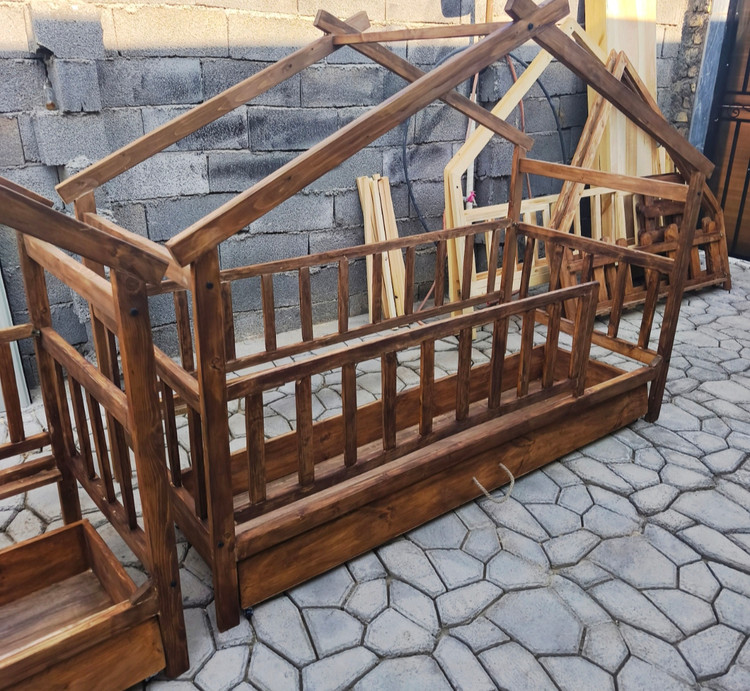 تخت مونته سوری مدل خانه