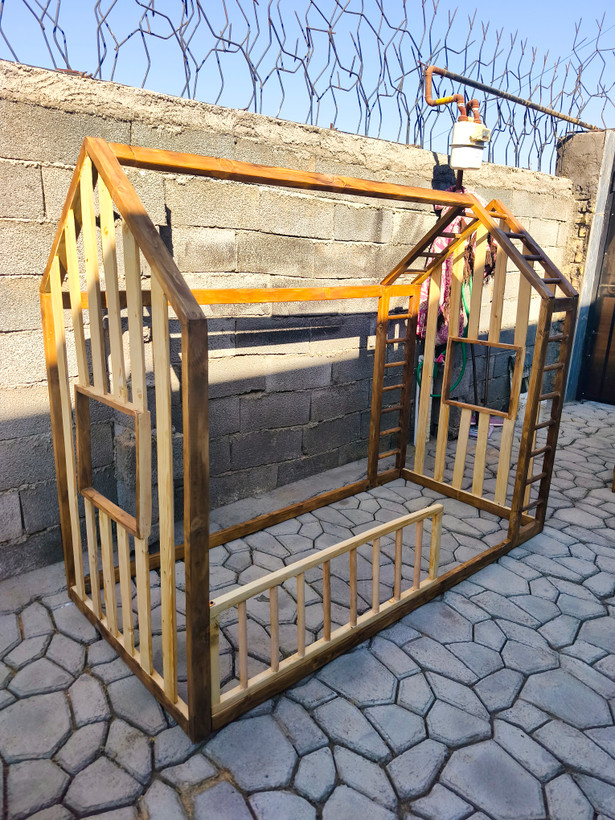 تخت خواب کلبه کودک و نوجوان